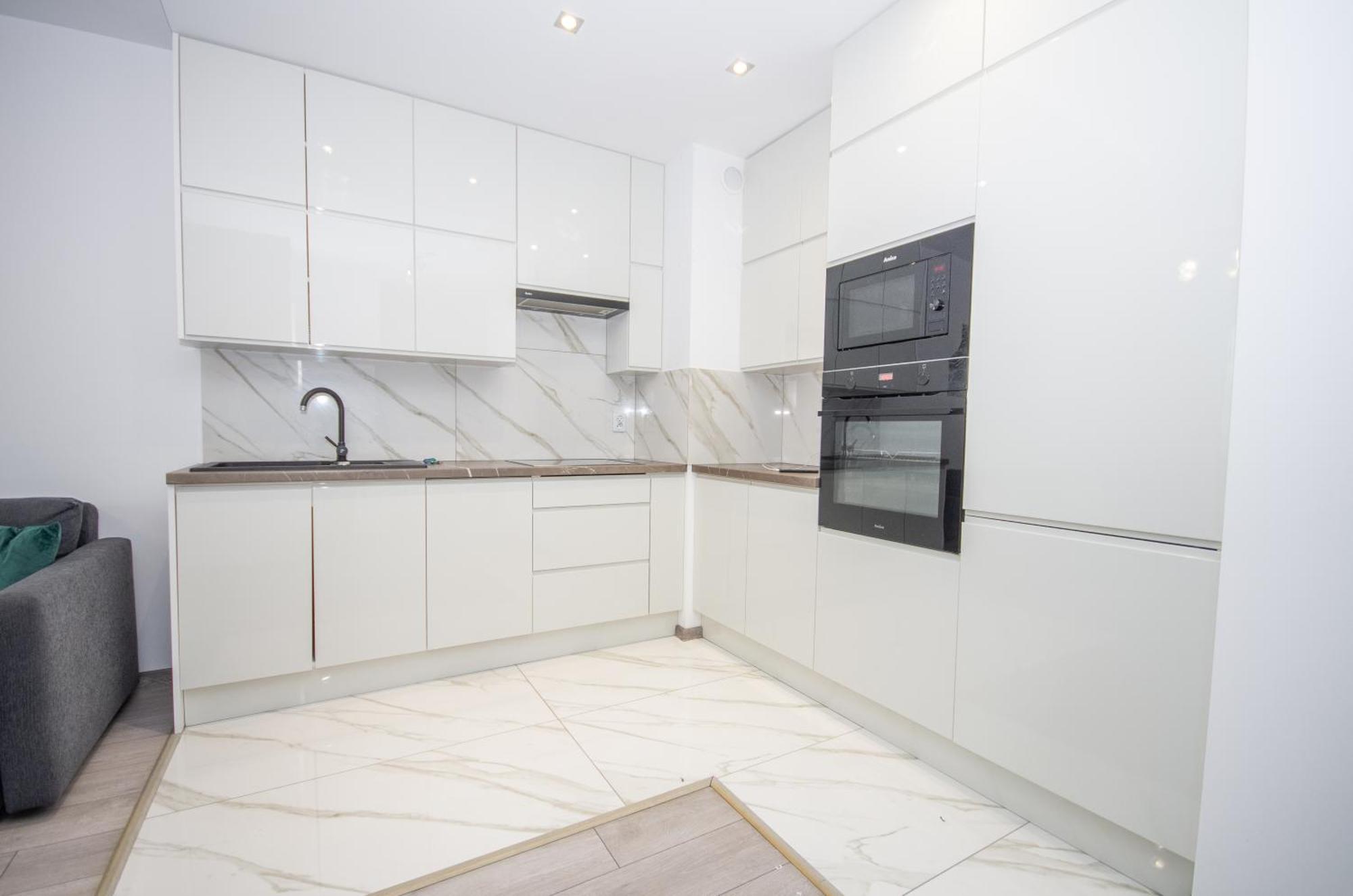 Inpoint Zablocie Modern Apartments For Work&Travel Krakow Luaran gambar